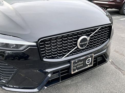 Used 2023 Volvo XC60 B5 Plus w/ Climate Package image 30