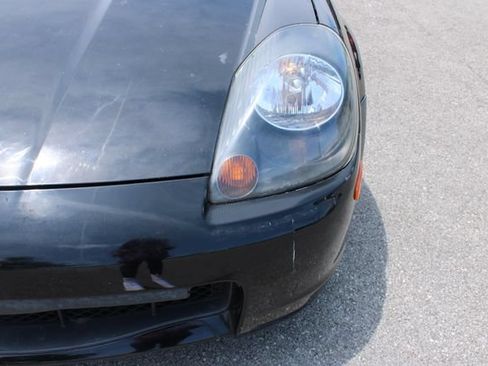 Used 2001 Toyota MR2 RWD image 28