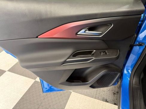 New 2026 Chevrolet Equinox EV RS image 18