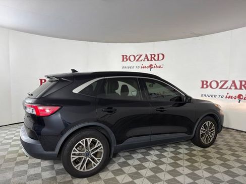 Used 2021 Ford Escape SEL w/ Technology Package FWD image 9