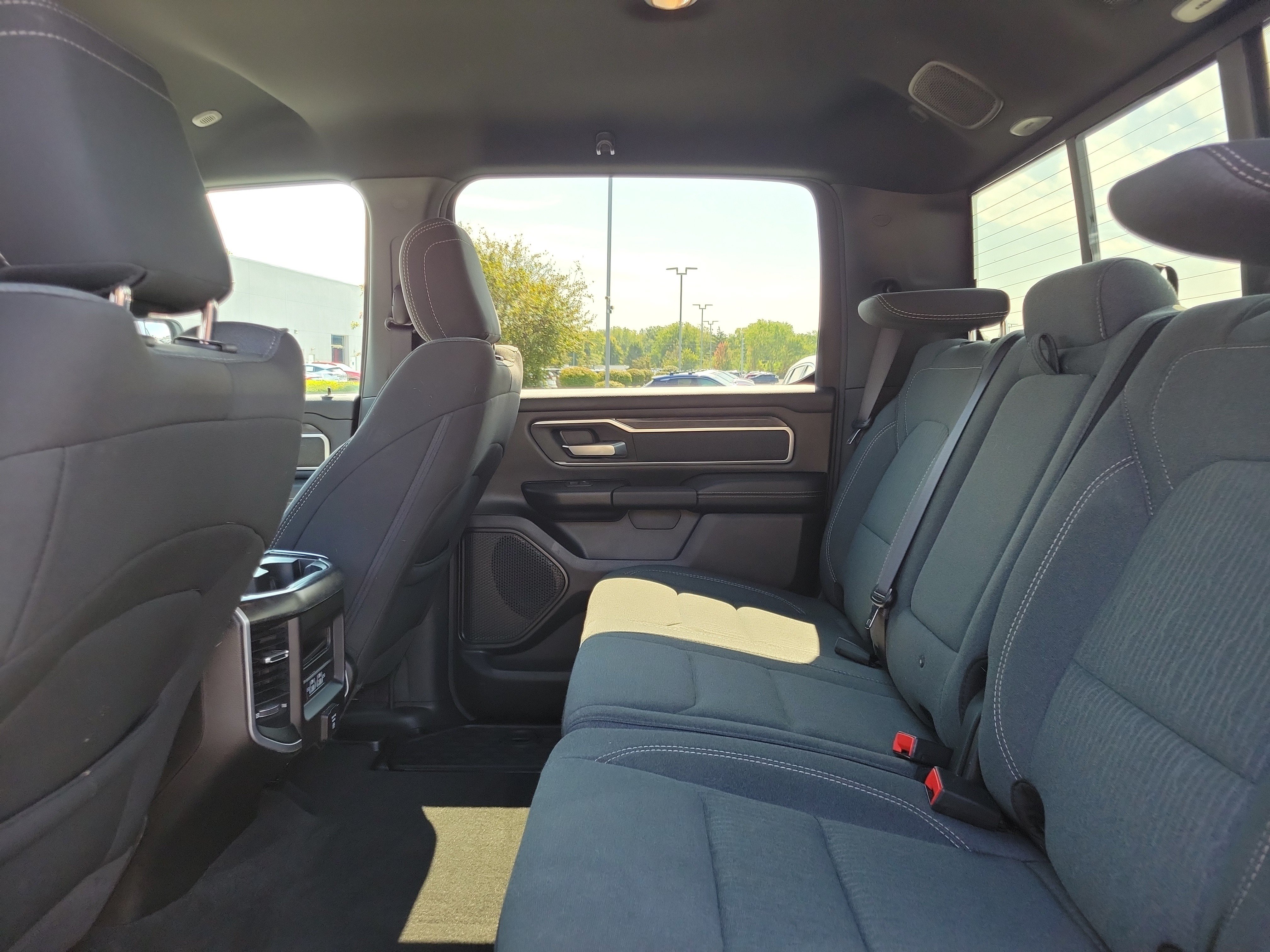 Used 2021 RAM 1500 Big Horn AWD/4WD image 11