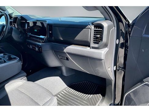 Used 2024 Chevrolet Silverado 1500 LT AWD/4WD image 25