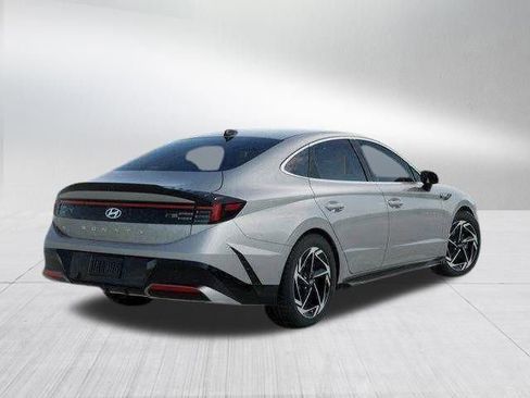 New 2026 Hyundai Sonata SEL FWD image 4