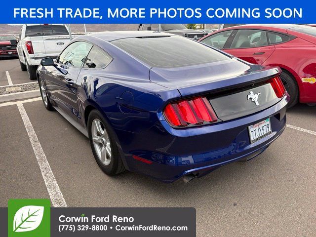 Used 2016 Ford Mustang Coupe RWD image 5
