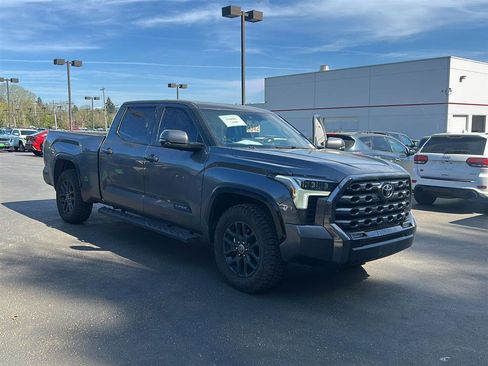 Used 2023 Toyota Tundra Platinum image 6