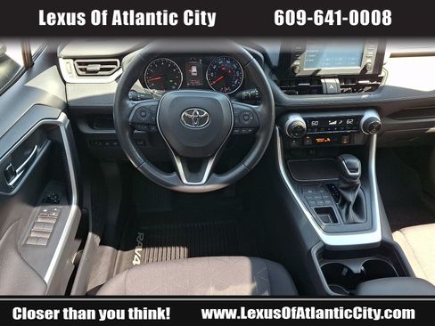Used 2019 Toyota RAV4 XLE w/ Convenience Package AWD/4WD image 11