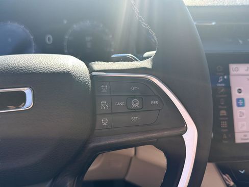 New 2026 Jeep Grand Cherokee Limited AWD/4WD image 20