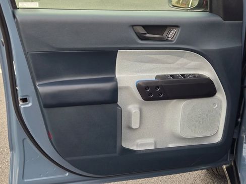 Used 2025 Ford Maverick XLT w/ XLT Luxury Package image 18