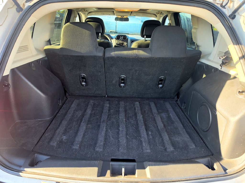 Used 2011 Jeep Compass Latitude w/ Sun/Sound Group AWD/4WD image 7