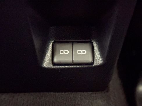 Certified 2024 Toyota 4Runner TRD Off-Road Premium AWD/4WD image 37