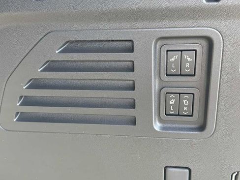 New 2026 Buick Enclave Sport Touring w/ Power Package FWD image 31