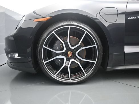 New 2025 Porsche Taycan AWD/4WD image 4