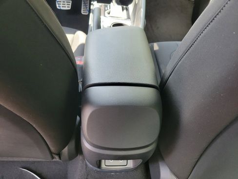 New 2025 Hyundai Elantra Sport image 30