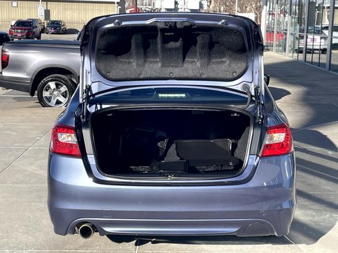 Used 2017 Subaru Legacy 2.5i Premium image 9