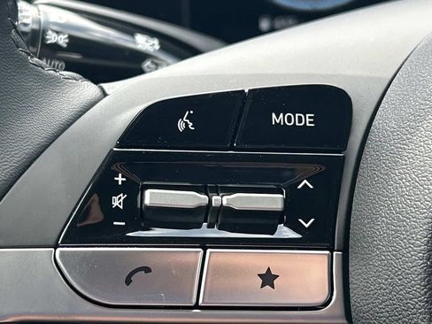 New 2026 Hyundai Elantra Limited FWD image 29