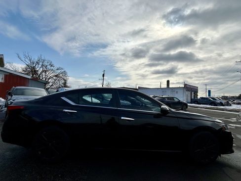 Used 2021 Nissan Altima 2.5 SV image 7