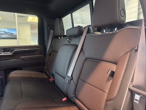 New 2026 GMC Sierra 3500 Denali w/ Technology Package image 25
