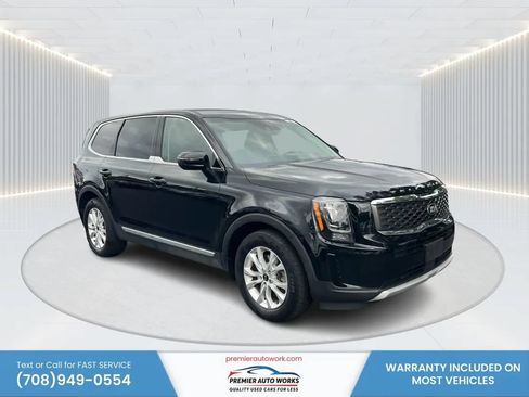 Used 2020 Kia Telluride LX AWD/4WD image 3