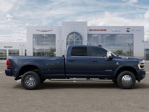 New 2026 RAM 3500 Longhorn AWD/4WD image 21