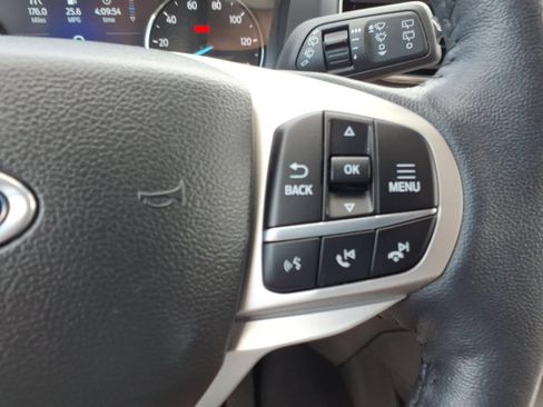 Used 2023 Ford Explorer XLT w/ Equipment Group 202A AWD/4WD image 16