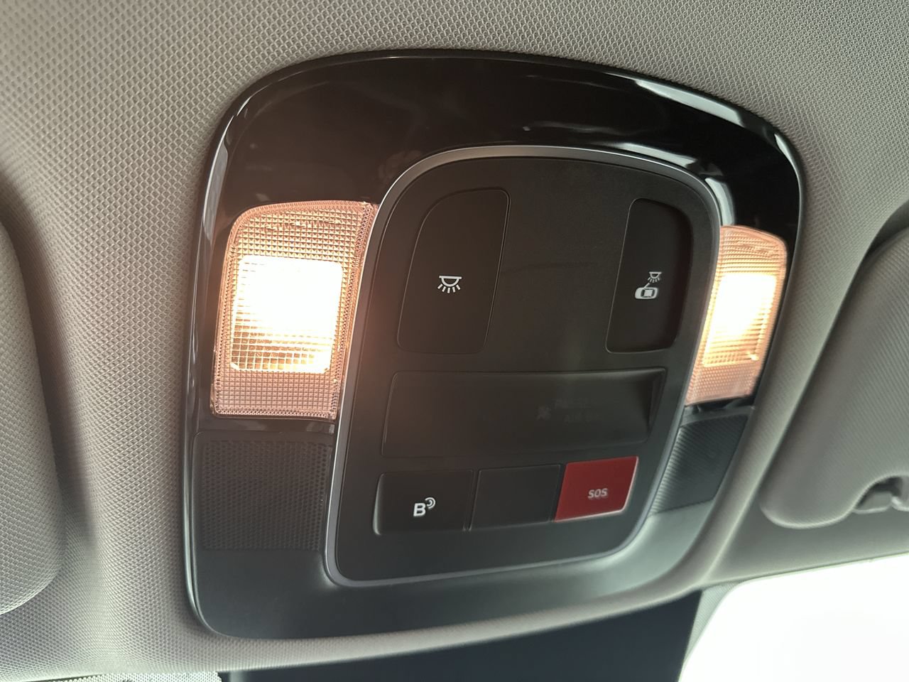 Used 2024 Hyundai Sonata SEL FWD image 10