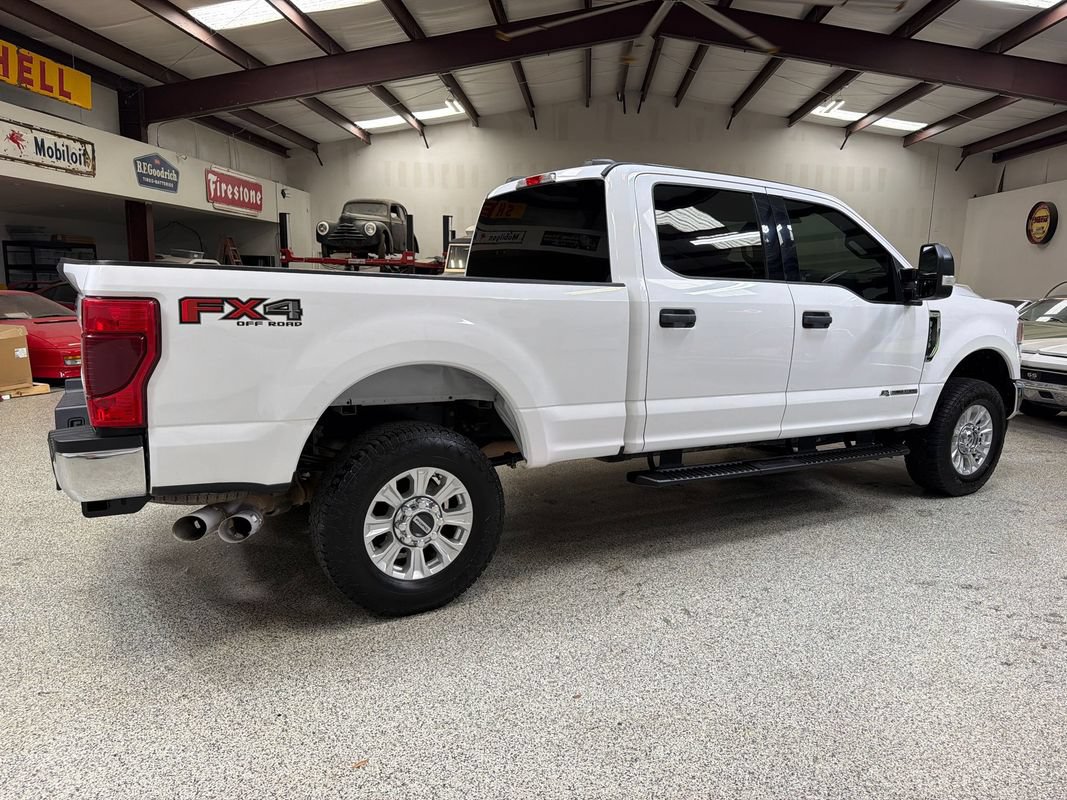 Used 2021 Ford F250 XLT w/ FX4 Off-Road Package AWD/4WD image 8