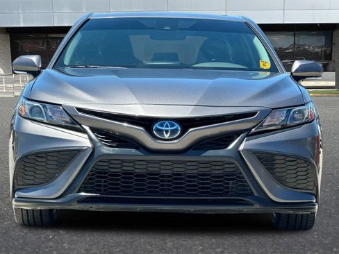 Used 2021 Toyota Camry SE w/ Audio Upgrade Package FWD image 11