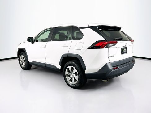 Used 2022 Toyota RAV4 LE image 5