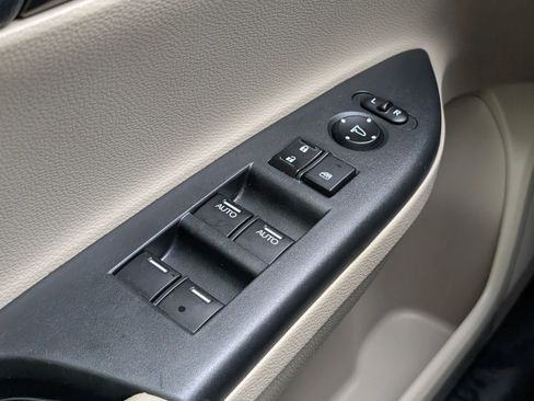 Used 2017 Honda Accord Touring image 17