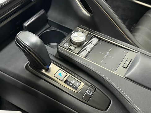 Used 2021 Lexus LC 500 Coupe w/ Touring Package image 21