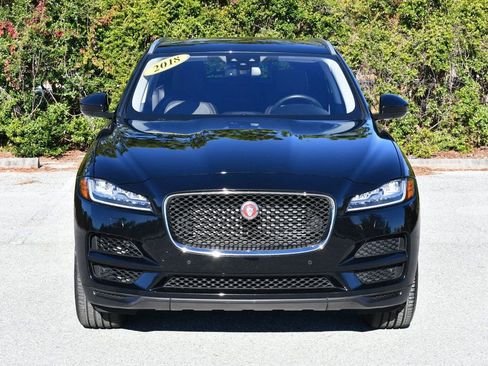 Used 2018 Jaguar F-PACE Prestige image 9