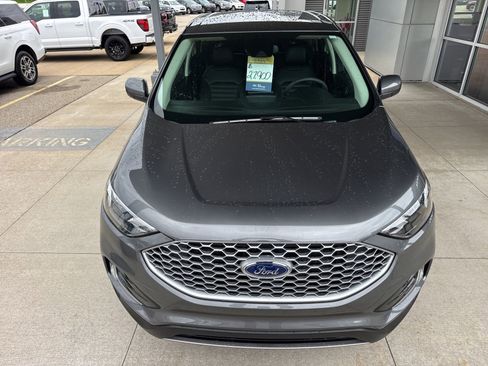 Certified 2024 Ford Edge SEL w/ Convenience Package AWD/4WD image 11