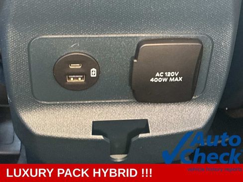 Used 2023 Ford Maverick XLT w/ XLT Luxury Package FWD image 17