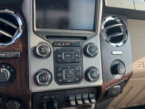 Used 2015 Ford F350 Lariat w/ Chrome Package AWD/4WD image 15