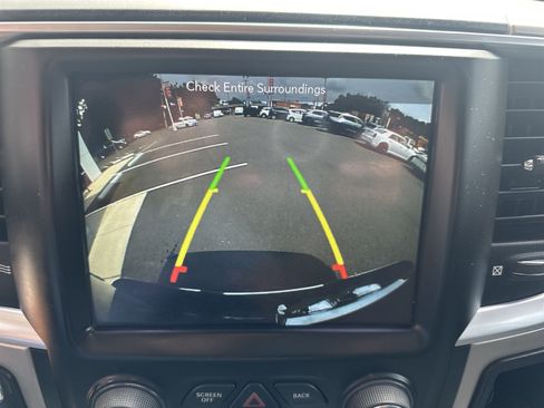 Used 2019 RAM 1500 Big Horn AWD/4WD image 16