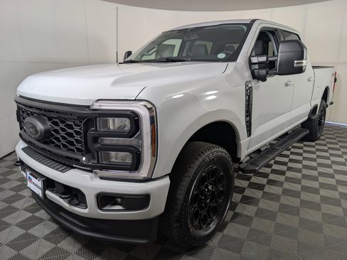 New 2026 Ford F250 XLT w/ XLT Premium Package image 3