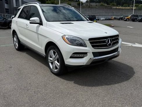 Used 2013 Mercedes-Benz ML 350 4MATIC image 5