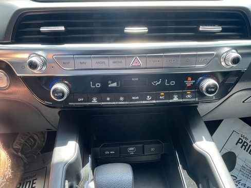 Used 2022 Kia Telluride LX AWD/4WD image 20