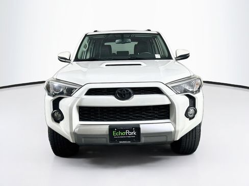 Used 2019 Toyota 4Runner TRD Off-Road Premium AWD/4WD image 2