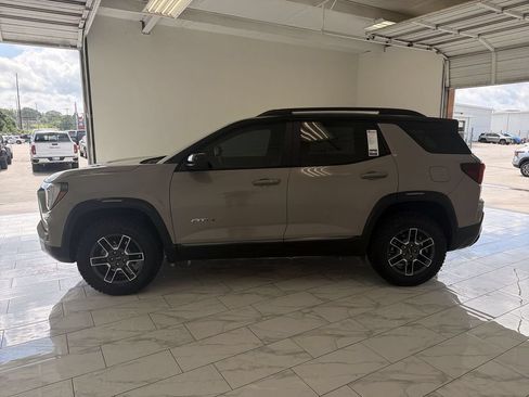 New 2026 GMC Terrain AT4 AWD/4WD image 5