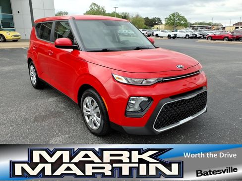 Used 2020 Kia Soul LX FWD image 1