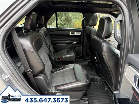 Used 2022 Ford Explorer ST-Line w/ Class IV Trailer Tow Package AWD/4WD image 36