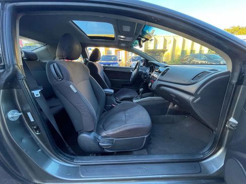 Used 2013 Kia Forte Koup EX w/ Tech Pkg image 27