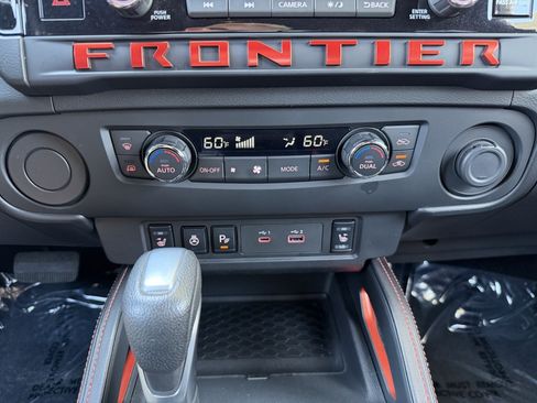 Used 2025 Nissan Frontier Pro-X w/ Pro Premium Package RWD image 22