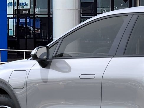 New 2026 Chevrolet Equinox EV LT w/ Comfort Package FWD image 12