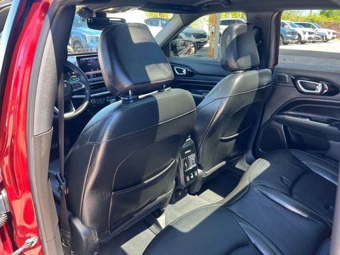 Used 2022 Jeep Compass High Altitude AWD/4WD image 10