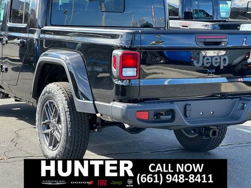 New 2026 Jeep Gladiator Sport image 4