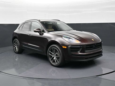 New 2026 Porsche Macan AWD/4WD image 28