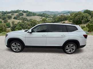 Used 2021 Volkswagen Atlas SE w/ Panoramic Sunroof Package FWD video 2