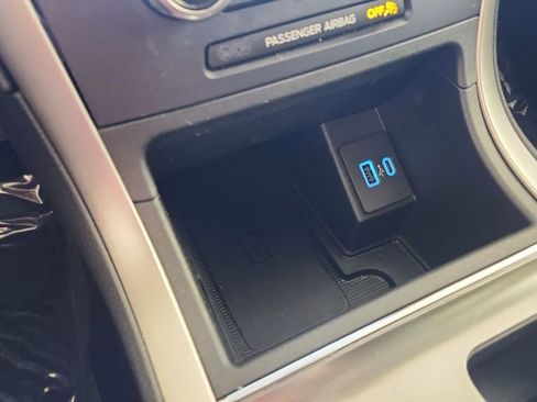 Used 2022 Ford Edge SEL w/ Convenience Package image 17